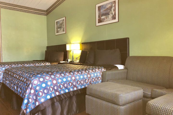 Room 18 of 55