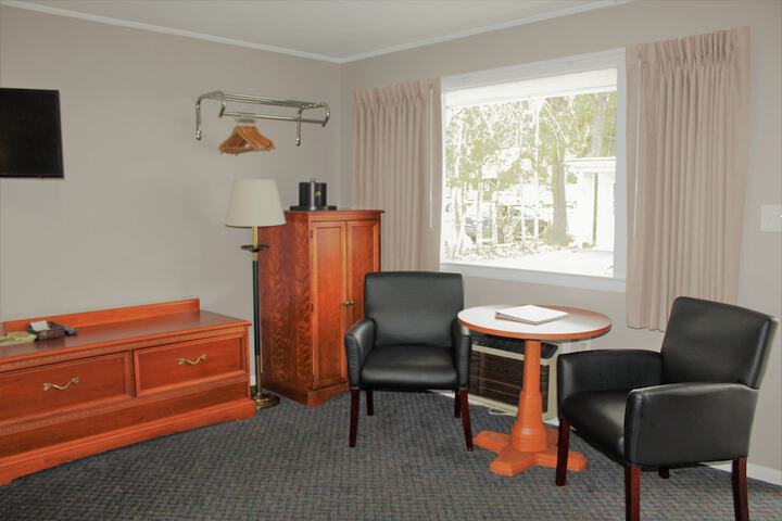 Room 36 of 66