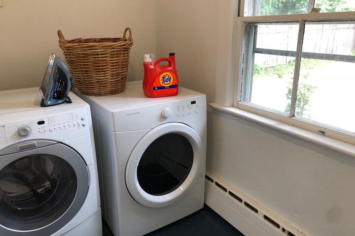 Room 9 of 31