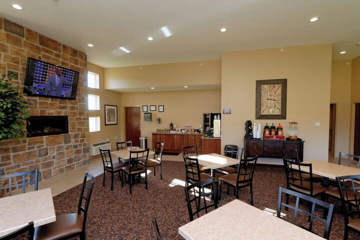 Cobblestone Inn & Suites - Fort Madison