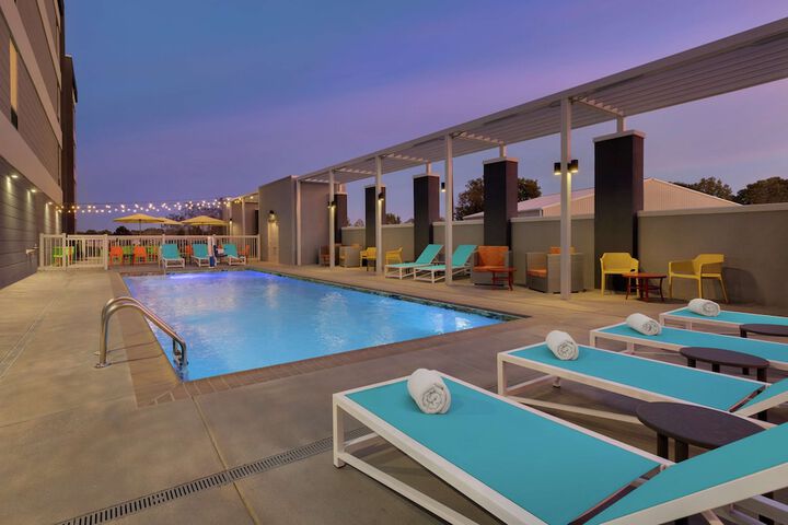 Pool 5 of 37