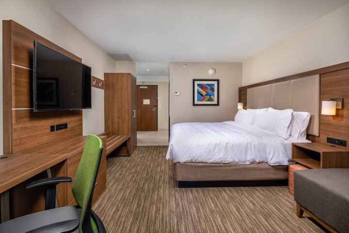 Room 25 of 50