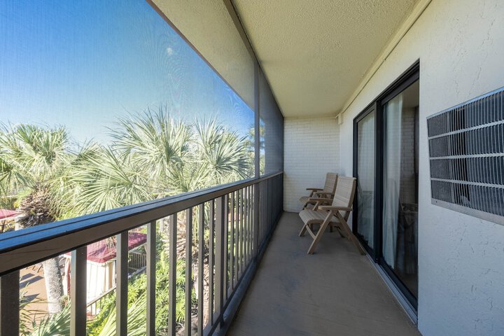 Terrace/Patio 72 of 74