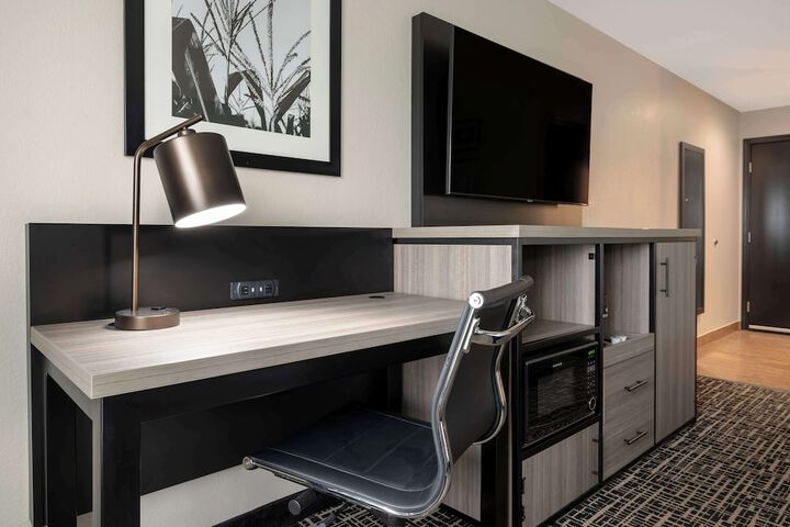 Best Western Plus Greenwood / Indy South Inn