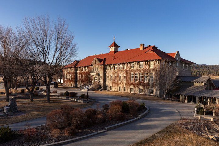St. Eugene Golf Resort & Casino