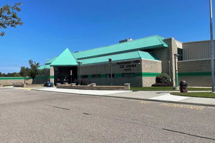 Holiday Inn & Suites Farmington Hills - Detroit NW by IHG