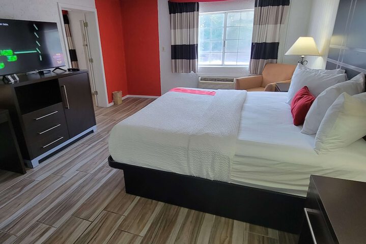 Room 105 of 137