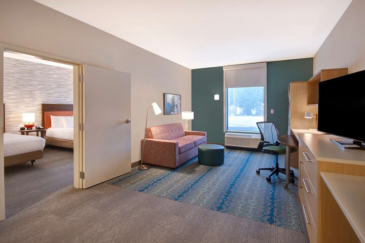 Room 23 of 44