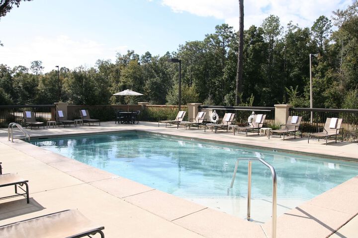 Pool 5 of 25