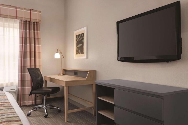 Room 19 of 30