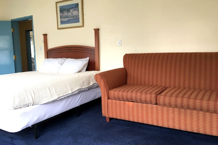 Belmar Inn