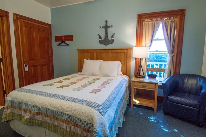 Room 53 of 125