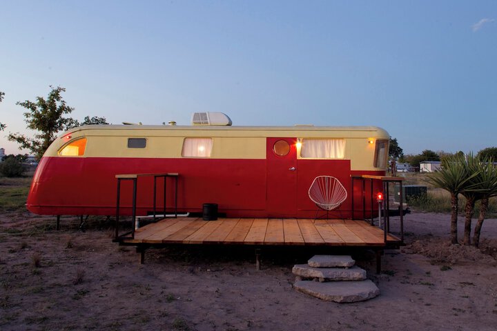 El Cosmico