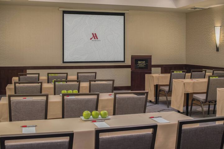 Fullerton Marriott at California State University