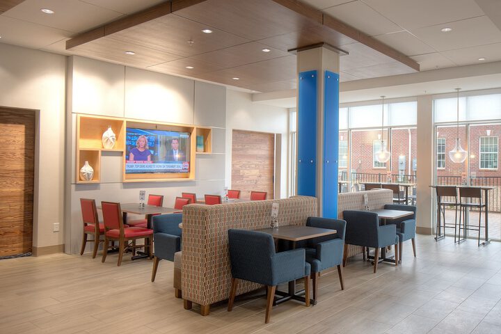 Holiday Inn Express & Suites Fort Mill by IHG
