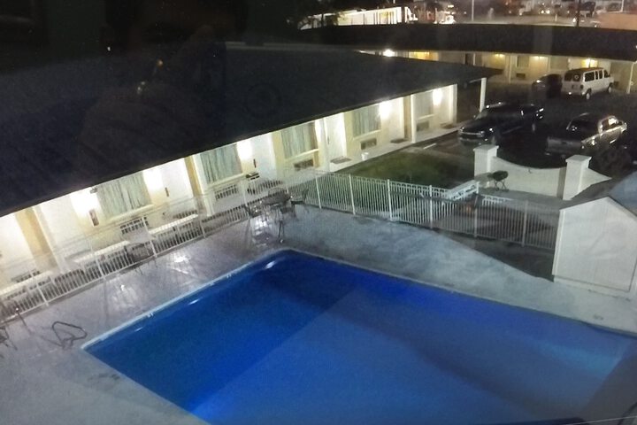 Pool 9 of 28