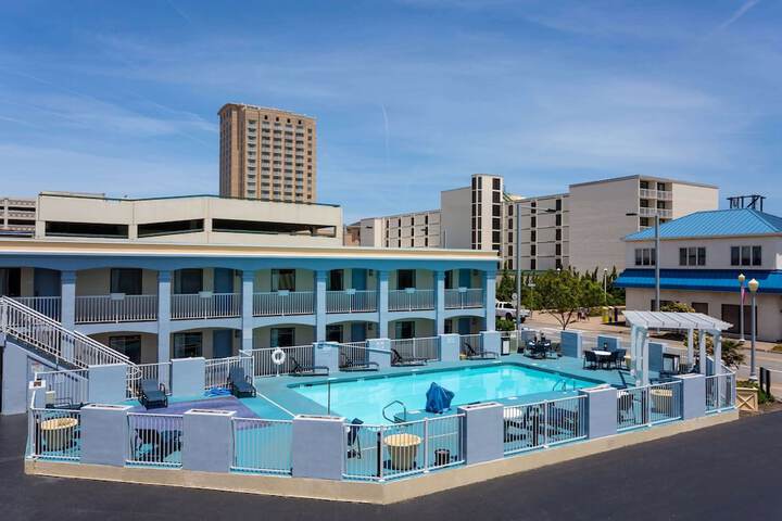 Pool 7 of 47