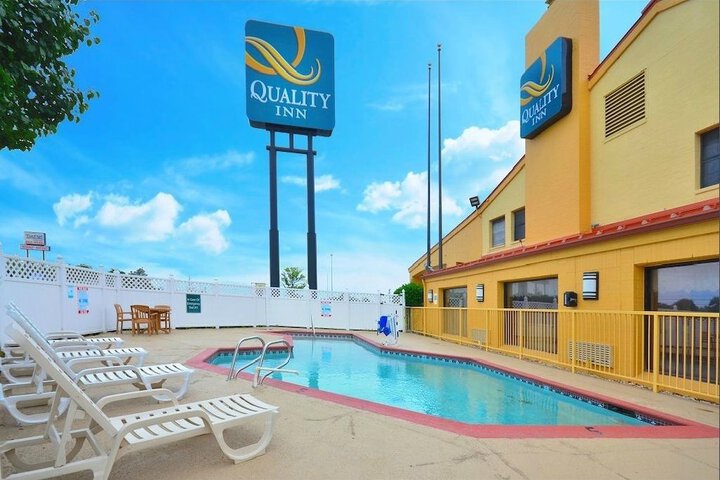Quality Inn Tulsa Central