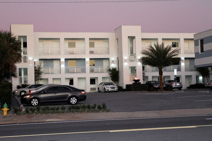 Lotus Boutique Inn & Suites