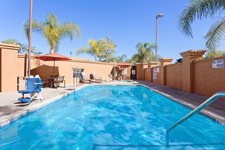 Pool 6 of 50