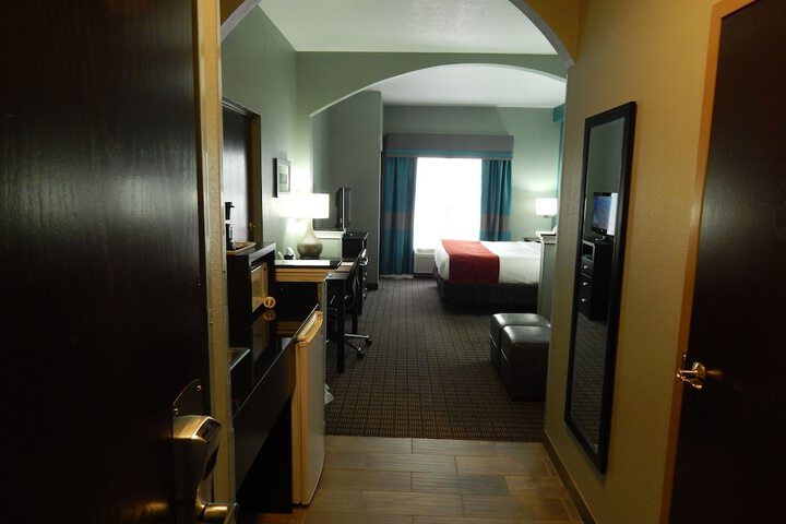 Room 45 of 61