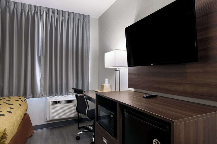 Room 22 of 22