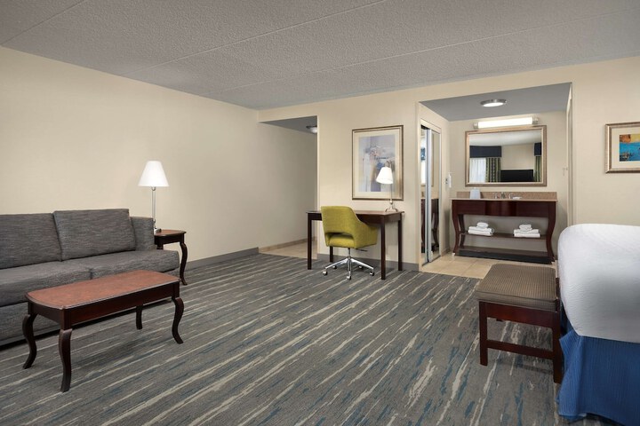 Hampton Inn Syracuse Clay