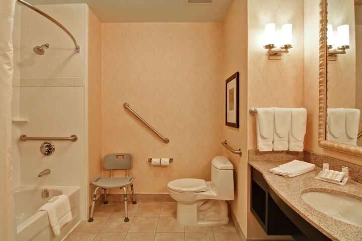 Room 18 of 70