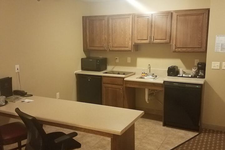 Room 10 of 20