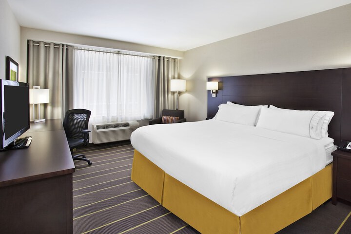 Room 20 of 34