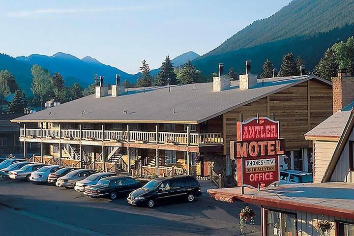 Hotel 6 of 34