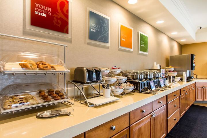 Breakfast/Coffee Service 27 of 31