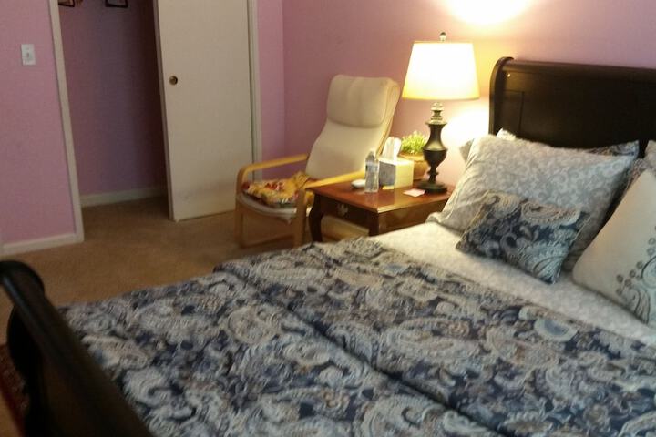 Room 17 of 22