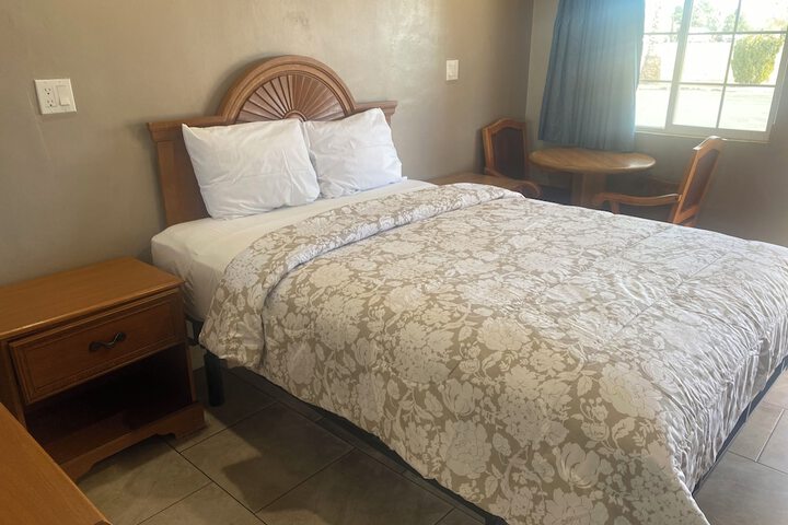 Room 12 of 23