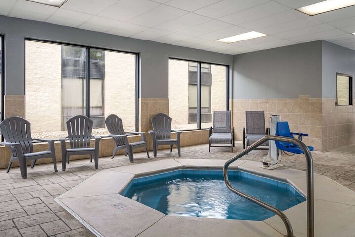 Pool 4 of 46