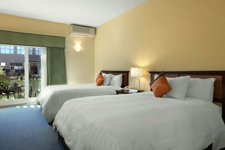DoubleTree by Hilton Napa Valley - American Canyon