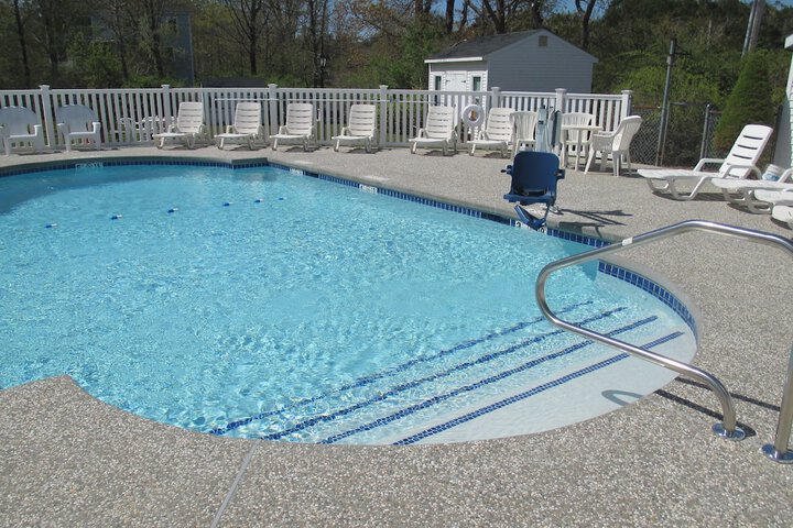 Long Beach Motor Inn