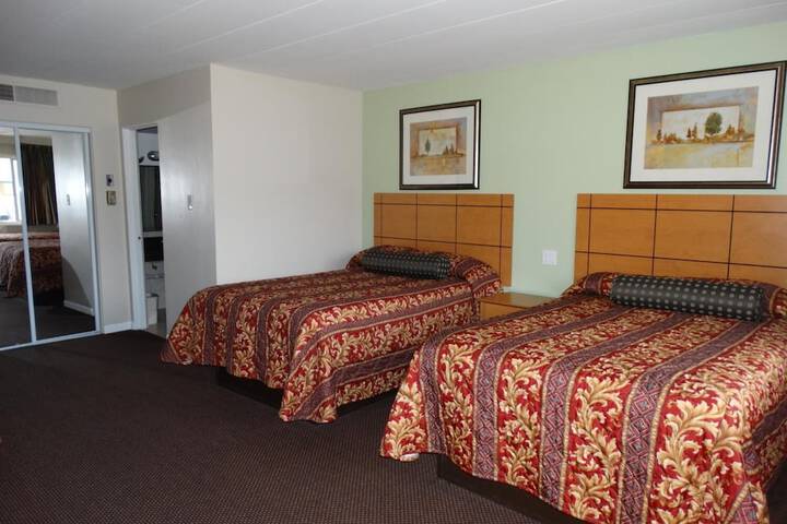 Room 14 of 24