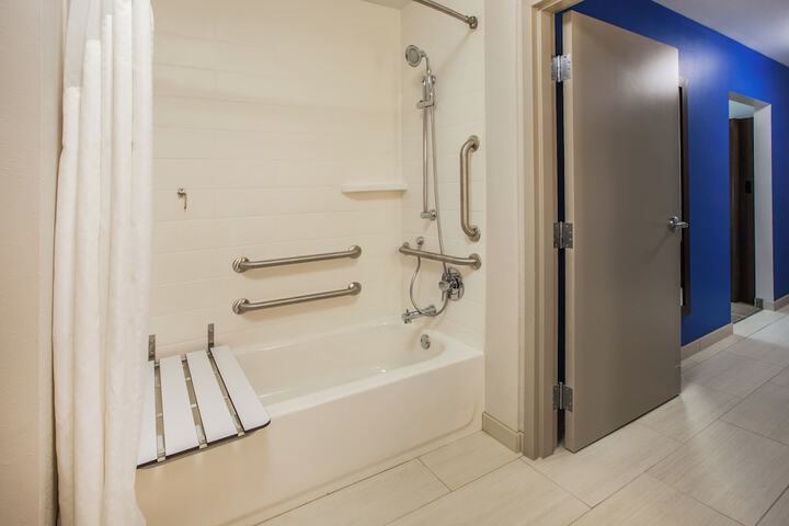 Holiday Inn Express Minneapolis West Plymouth by IHG