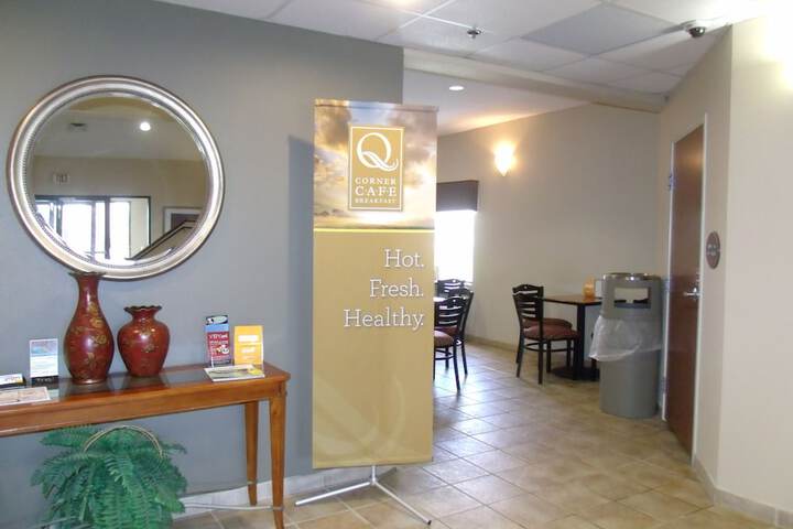 Quality Inn & Suites Lake Charles South