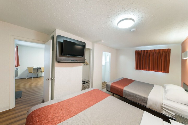 Motel 6 Cranbrook BC