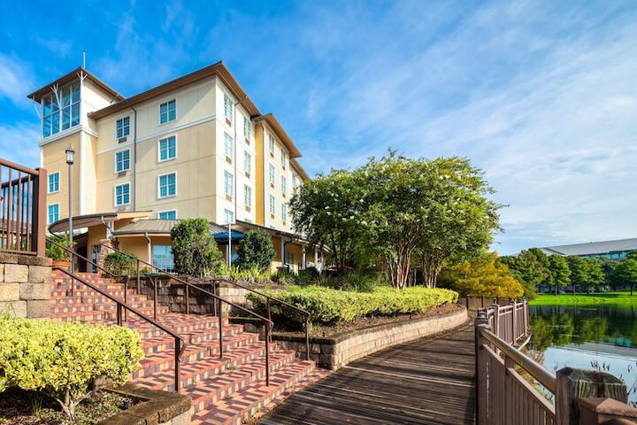 Hotel 8 of 49