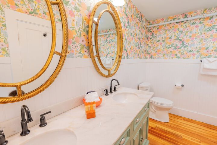 Ocean House Hotel & Motel