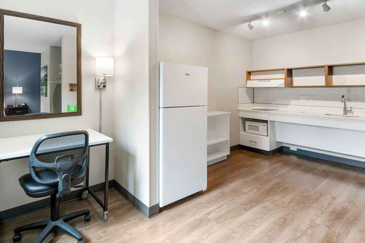 Room 20 of 43