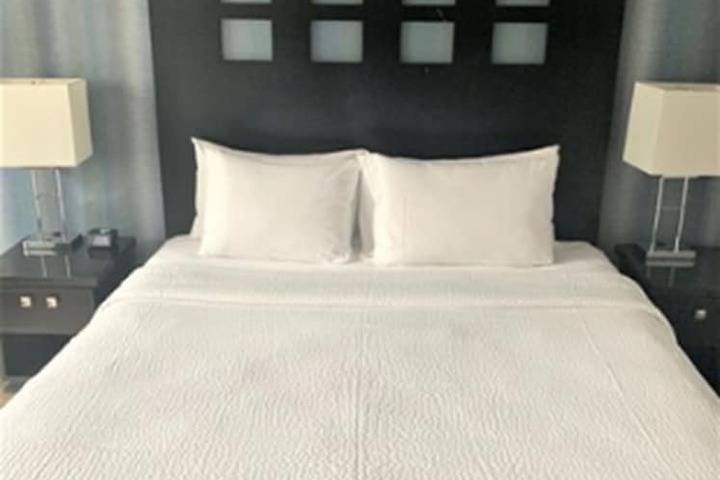 Room 8 of 22