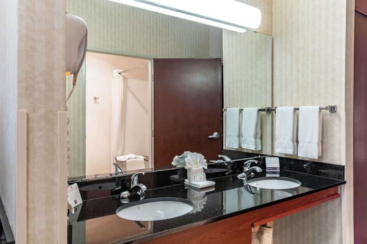 Room 20 of 41
