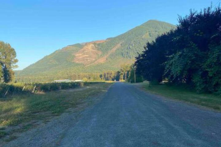Riverfront Getaway on the Wild and Scenic