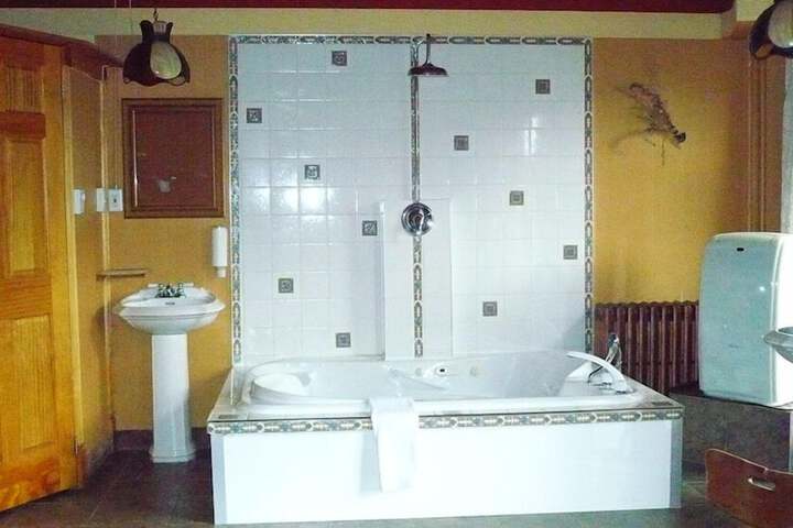 Room 15 of 31