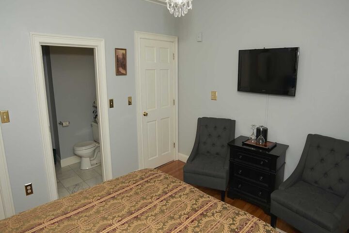 Room 75 of 183