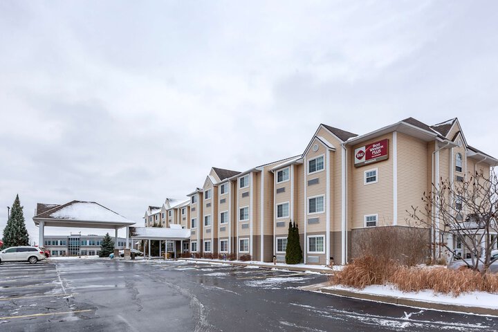 Hotel 5 of 53